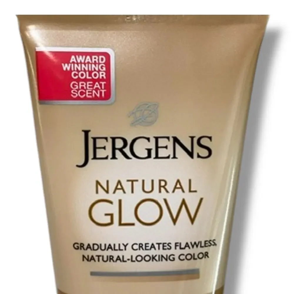 Jergens Natural Glow Daily Moisturizer 2 fl oz. Fair to Medium